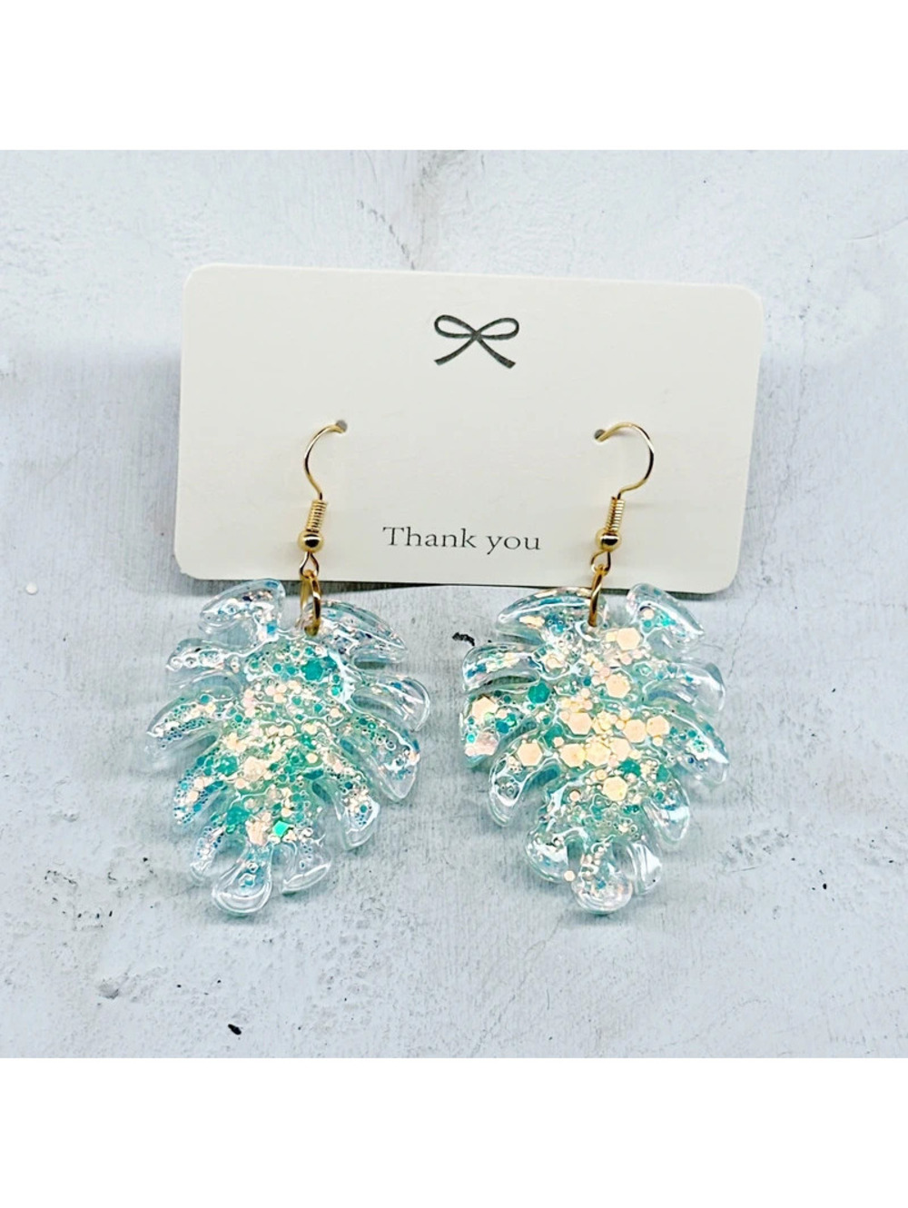 3159mc. Mint Resin Leaf Earrings